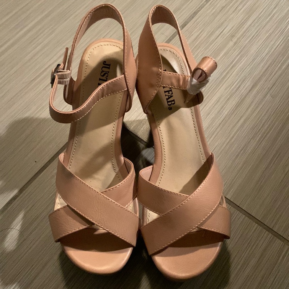 Very cute wedges, never worn